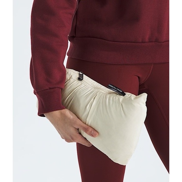 The North Face Women's 1996 Retro Nuptse DTM Vest 700 Down White Dune NWT Large - Picture 4 of 16